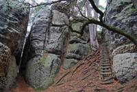 /album/fotogalerie-cinibulkova-stezka-a-lakave-skalni-labyrinty/skalni-bludiste-jpg/